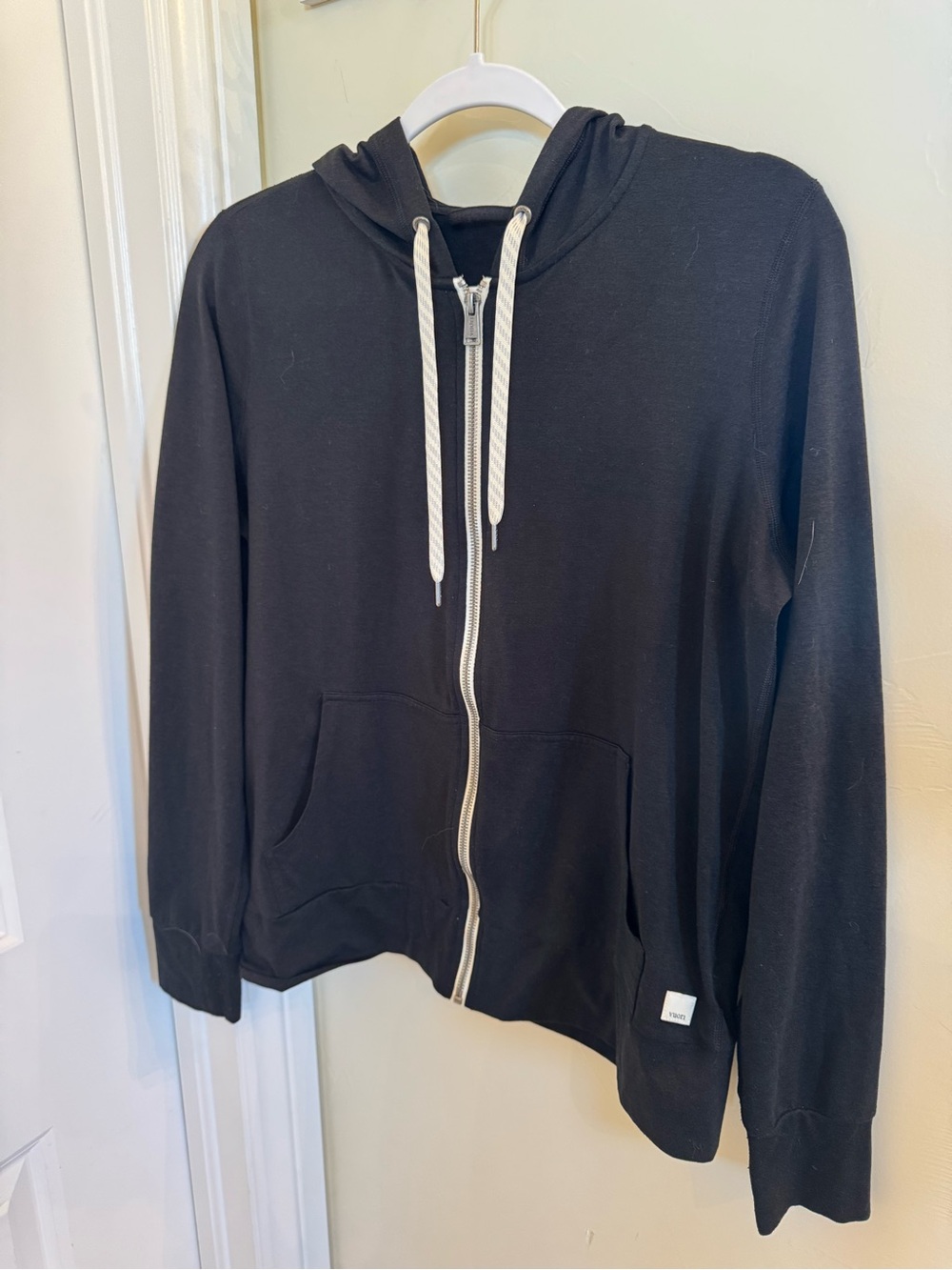 Vuori Halo Performance Hoodie 2.0 Black Full Zip Jacket Medium